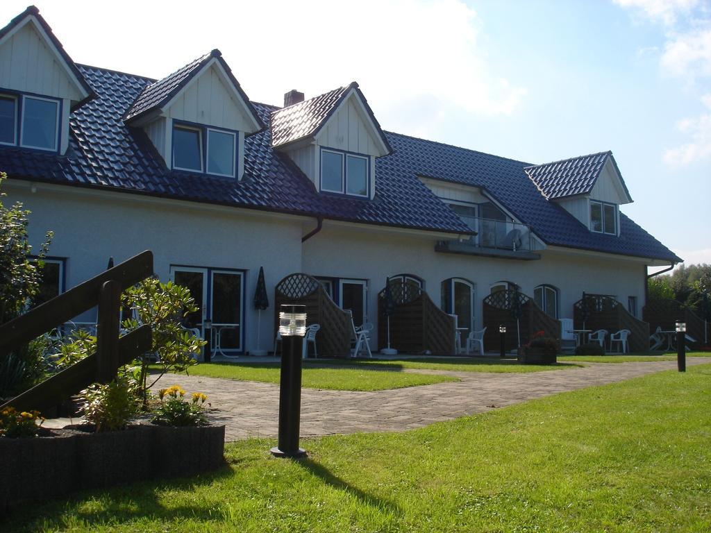Appartementanlage Zur Seemoewe Остров Пёль Экстерьер фото